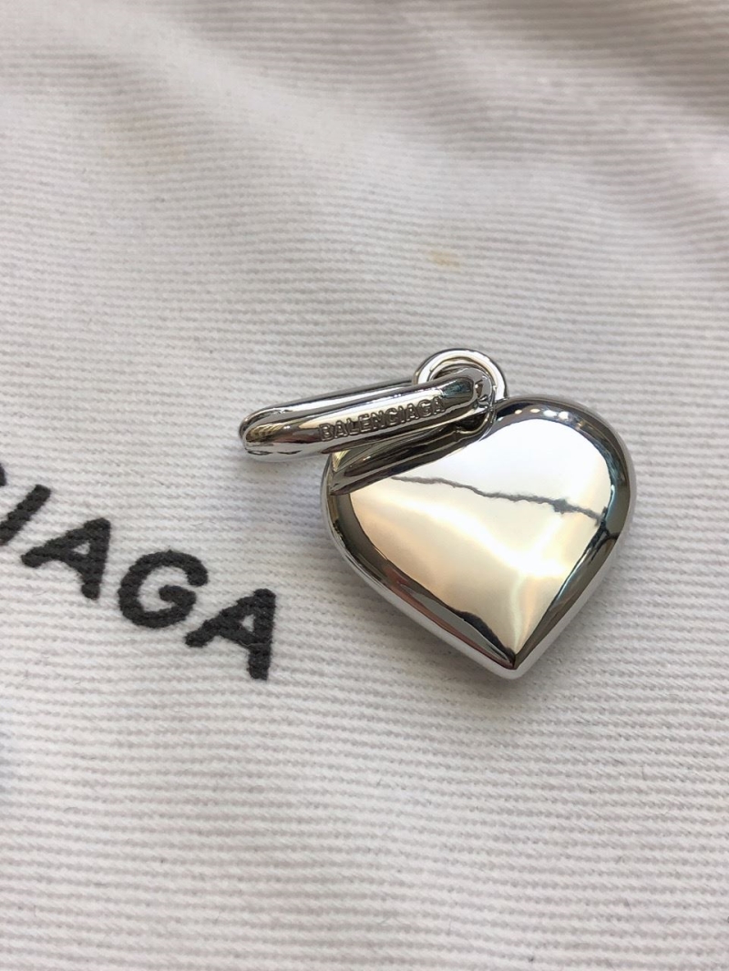 Ba1en*iaga earrings